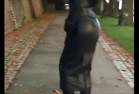 Pornó szopás fiatal fekete vastag bőr szoknya hölgy a legjobb pornó tornászok