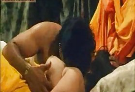 Nézd online pornó bassza meg az anyját india első este kurva desi