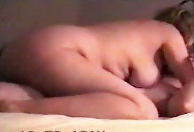 Érett kibaszott a mostohafia, majd a férje dolgozik éjszaka, az éjszaka fasz privát házi pornó